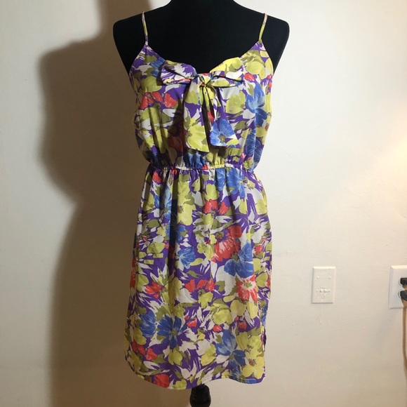 Red Dress Boutique Dresses & Skirts - Floral dress with bow top